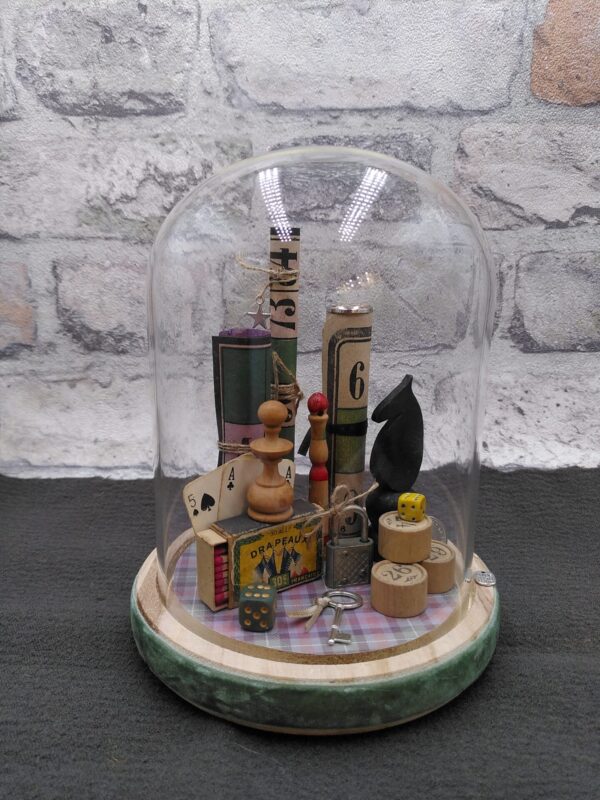 Cabinet de curiosités "Poker"