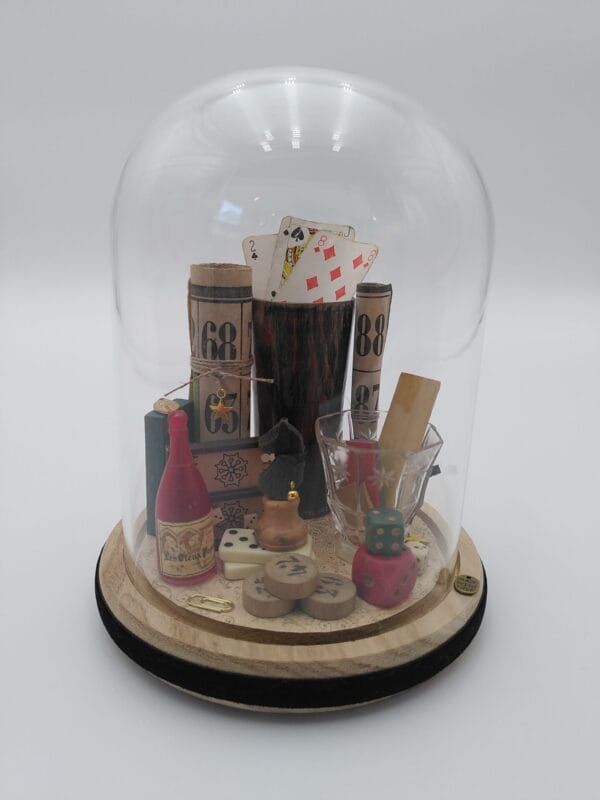 Cabinet de curiosités "Black Jack"